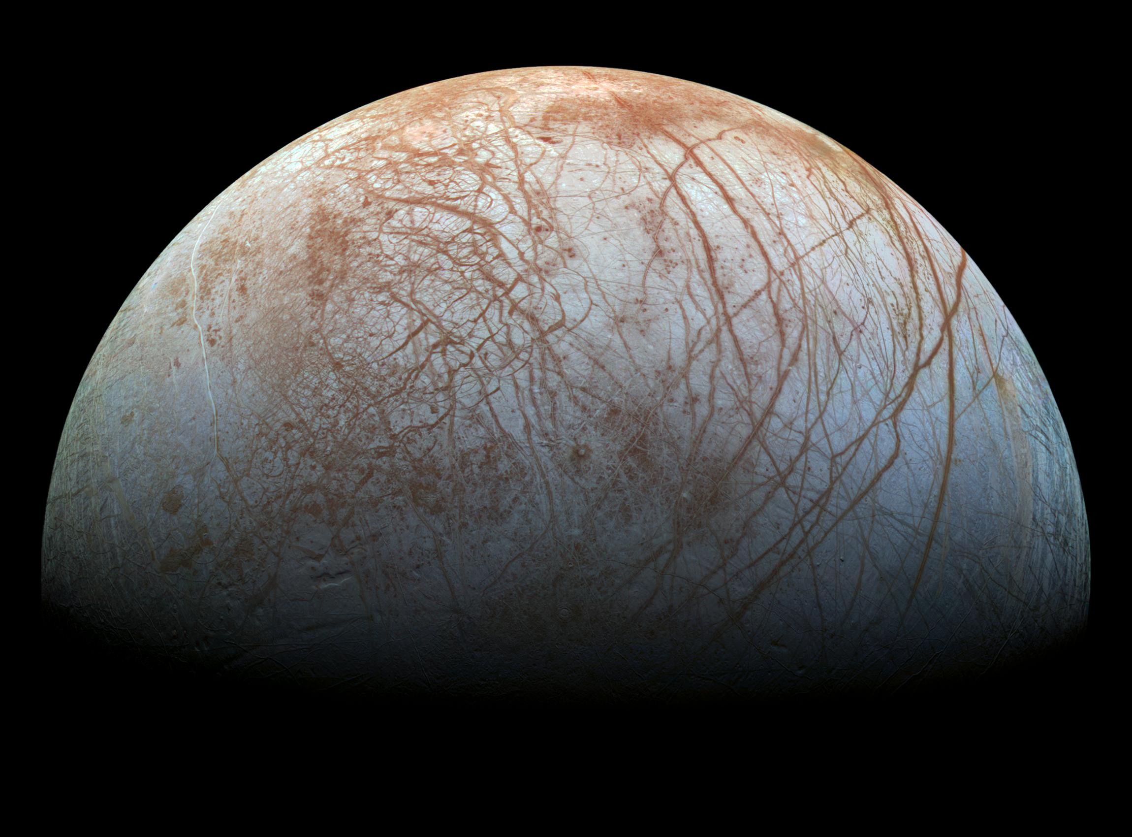 木星の衛星エウロパの地下の海とは？探査機エウロパ・クリッパーが挑む謎