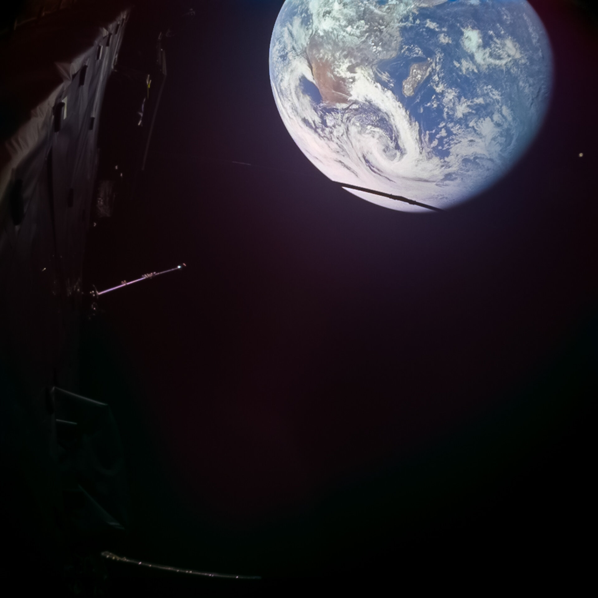 探査機JUICEとは？木星の氷の衛星ガニメデの海に挑むESAの旅